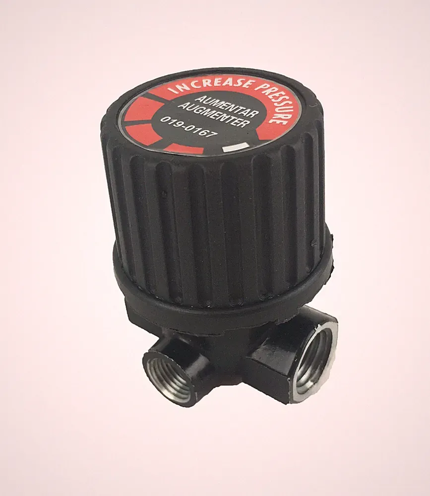 1/4-Inch NPT Inlet/Outlet by 1/8-Inch NPT Gauge Compressor Pancake Regulator (R)