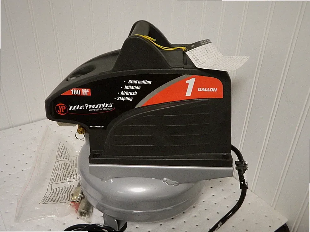 Jupiter Pneumatics Pancake Air Compressor 1/3HP 1 Gallon 50113001HTJP