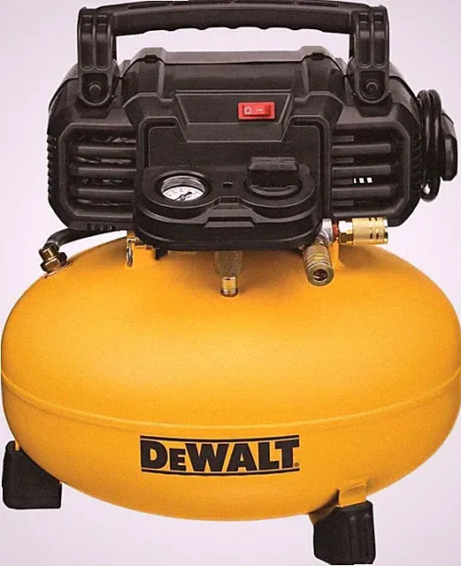 Pancake Air Compressor, 6 Gallon, 165 PSI (DWFP55126)